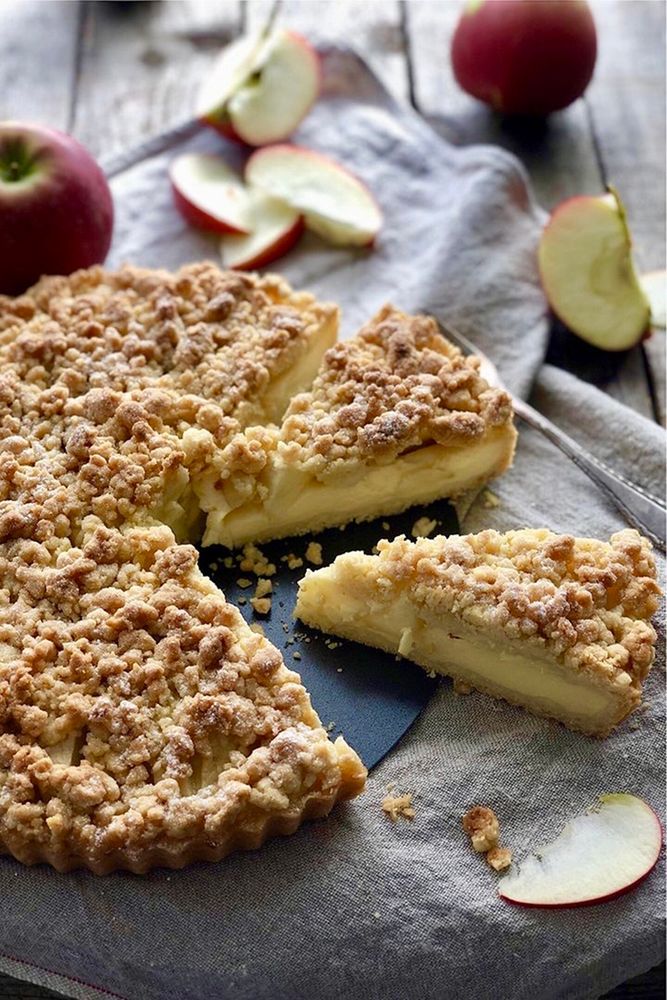 Rezeptbild: Apfel Streusel Tarte mit Vanillepudding