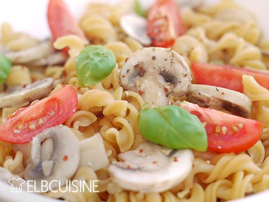 Rezeptbild: Pasta mit genialer Sugo – cremig, lecker und fix gemacht!