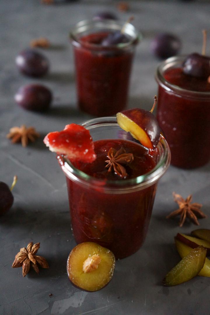 Rezeptbild: Zwetschgen Marmelade mit Balsamico Essig