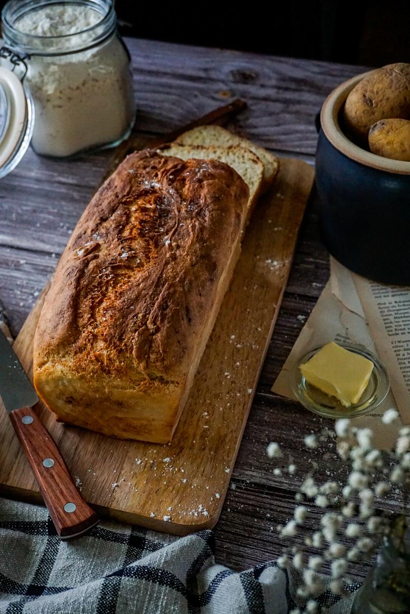 Rezeptbild: knuspriges Kartoffelbrot