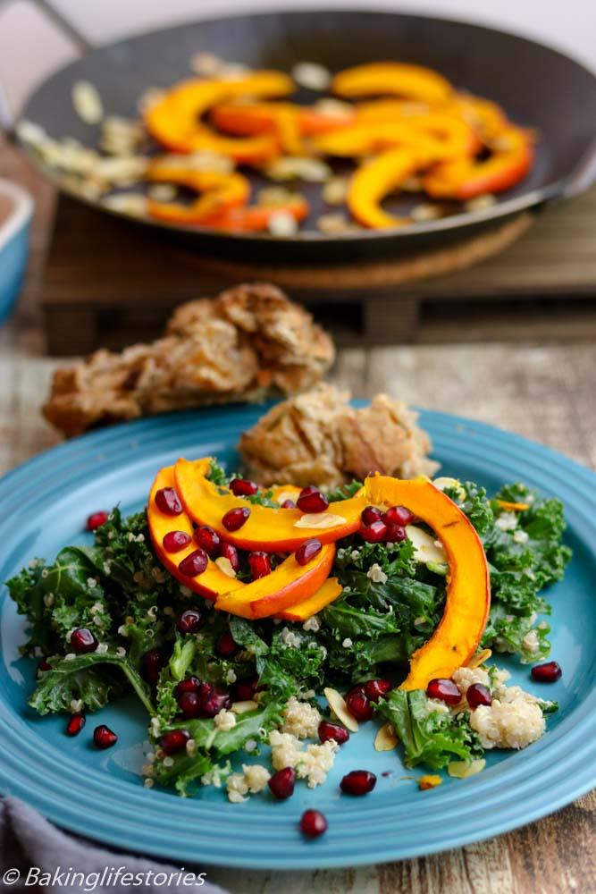 Rezeptbild: Quinoa-Grünkohl Salat mit geröstetem Kürbis