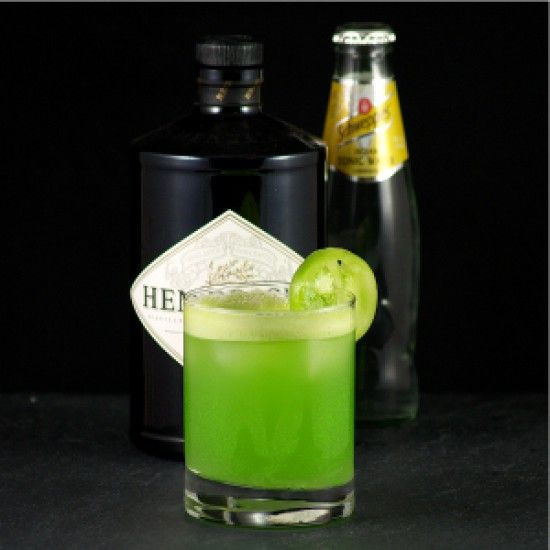 Rezeptbild: Gin Tonic mit grüner Tomate