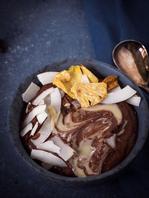 Rezeptbild: Blumenkohl und Schokolade: Die etwas andere Frühstücksbowl