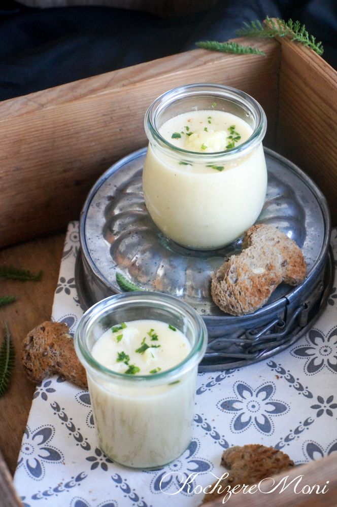Rezeptbild: Blumenkohl Emmentaler Cremesuppe