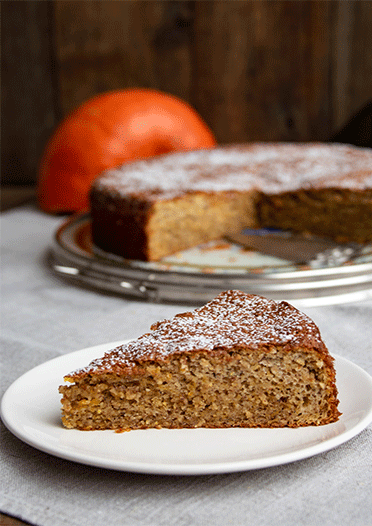 Rezeptbild: Kürbis-Zucchini-Haselnuss-Kuchen