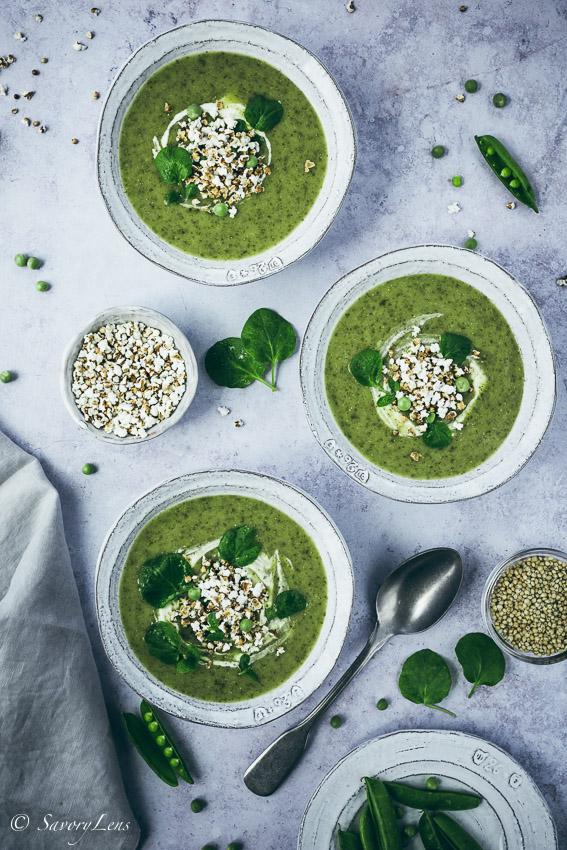 Rezeptbild: Brunnenkressesuppe mit Sorghum-Popcorn