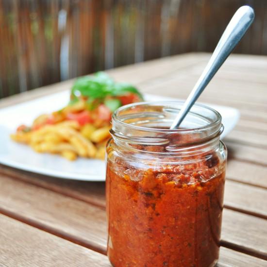 Rezeptbild: Red Pesto - Tomatenpesto
