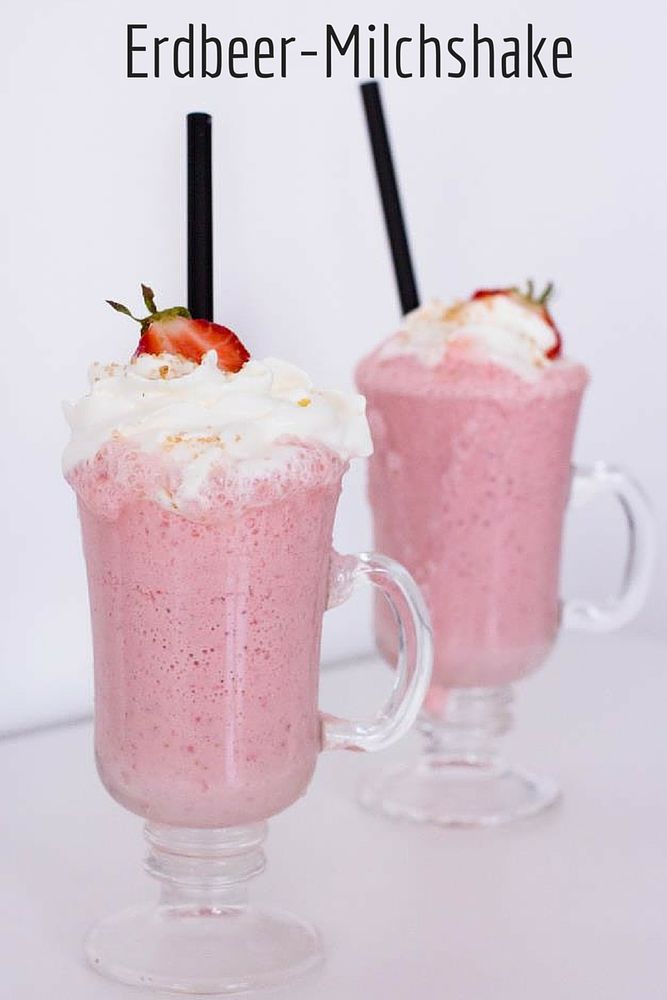 Rezeptbild: ERDBEER-MILCHSHAKE