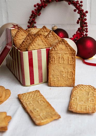 Rezeptbild: Spekulatius mit Marzipan und Gewürzen