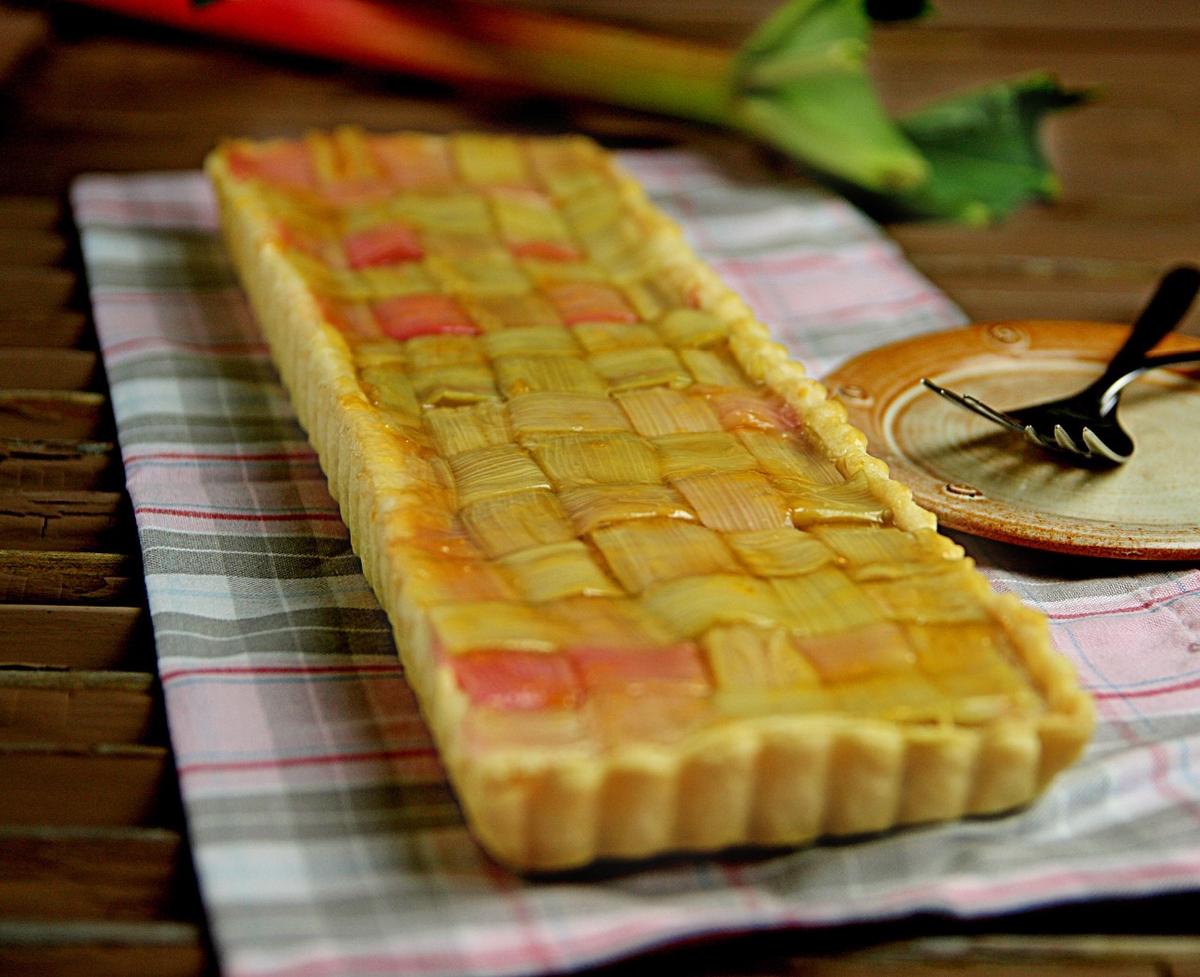 Rezeptbild: Rhabarbergittertarte