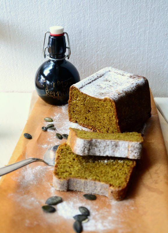 Rezeptbild: Kürbiskernölkuchen