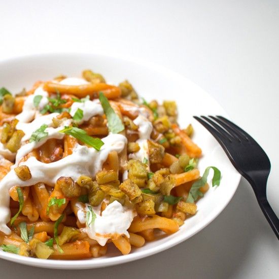Rezeptbild: PASTA ALLA NORMA MIT STRACCIATELLA DI BURRATA