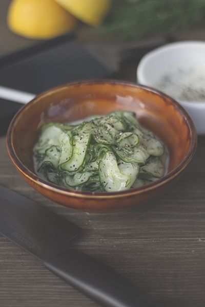 Rezeptbild: Gurkensalat mit Oma-Dressing 