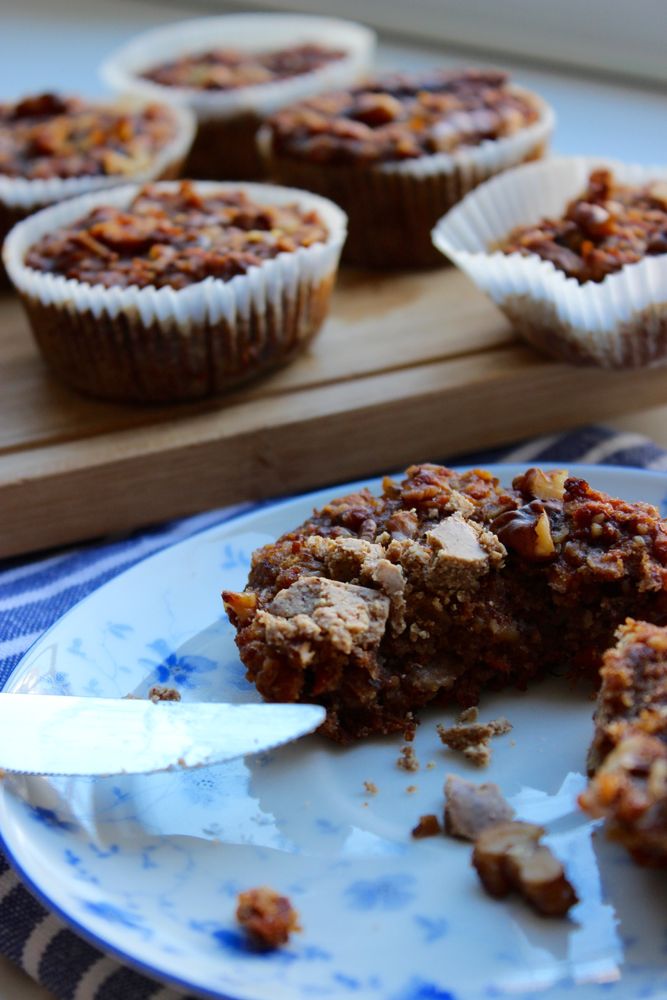 Rezeptbild: Apfel-Karotten Muffins. Vegan und glutenfrei. 