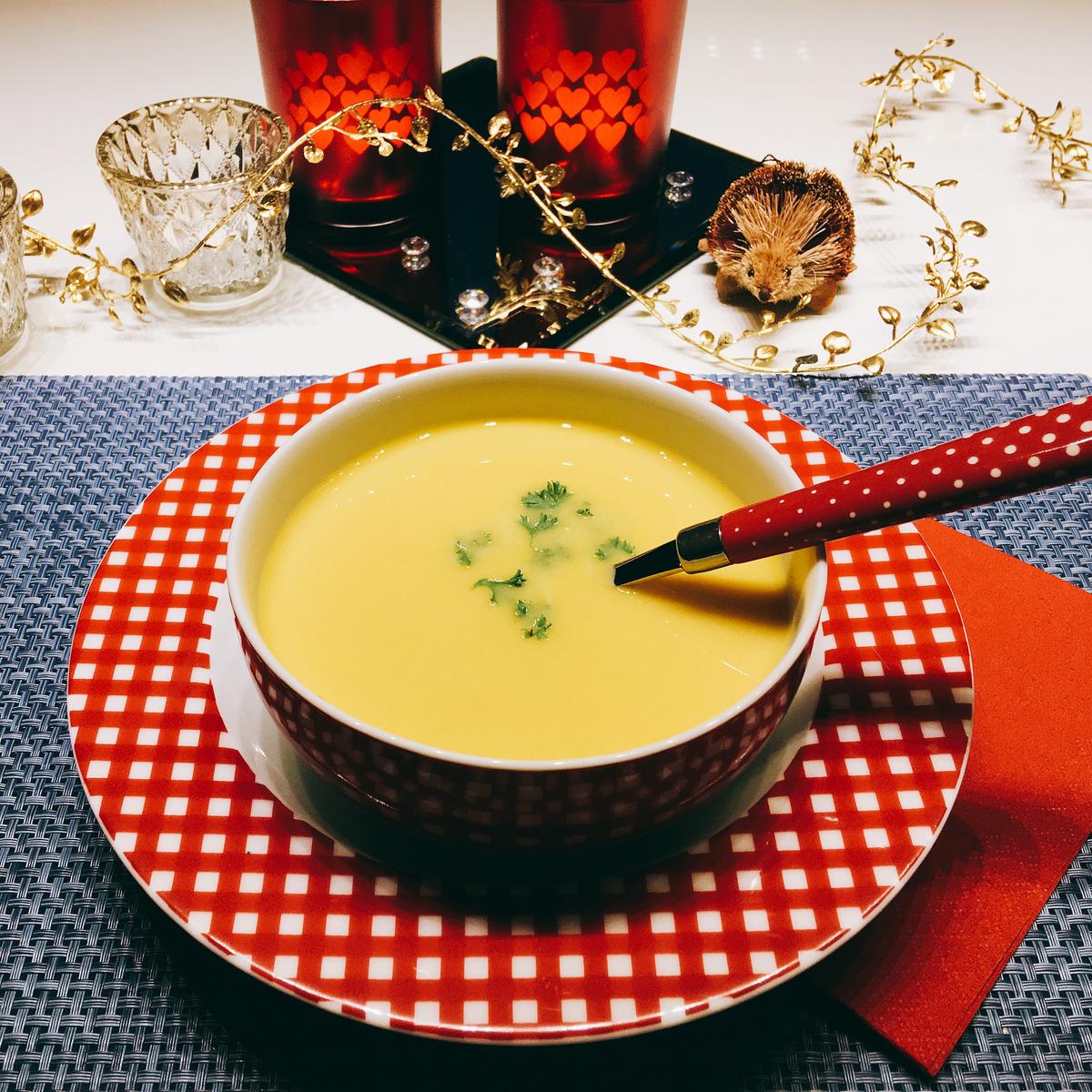 Rezeptbild: Low Carb Chicoréesuppe