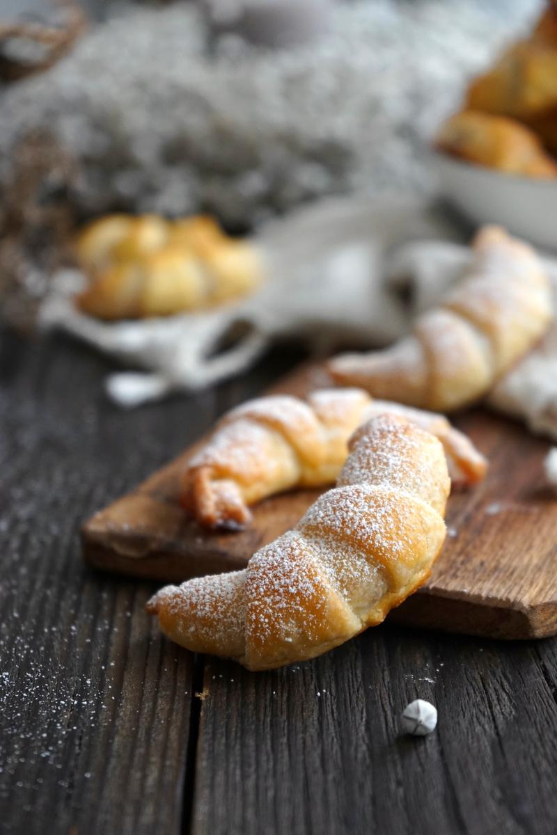Rezeptbild: Kleine Nachmittagshörnchen – super einfach gemacht!