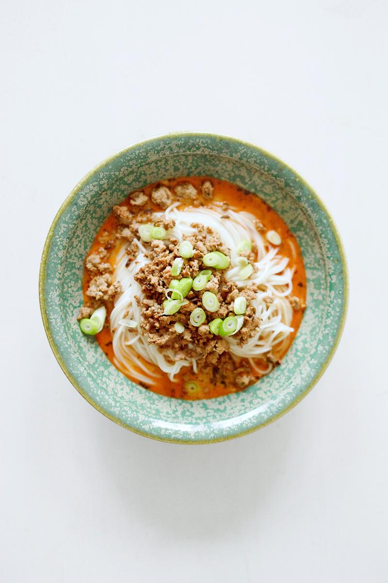 Rezeptbild: Chinesische Nudeln mit Hackfleisch und Chiliöl - Dan Dan Mian