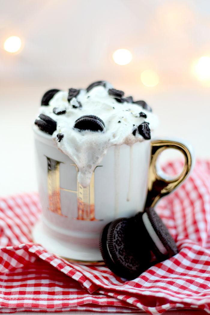 Rezeptbild: Cookies & Cream Hot Chocolate