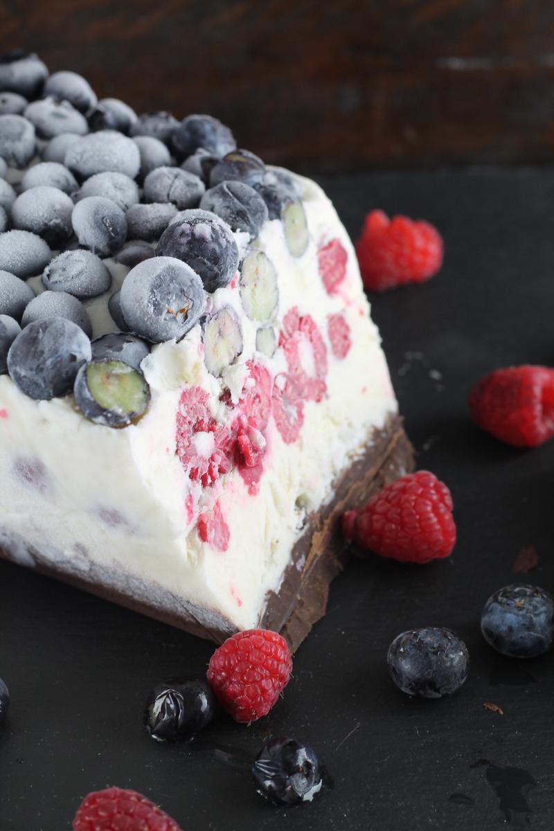 Rezeptbild: Joghurt-Eistorte