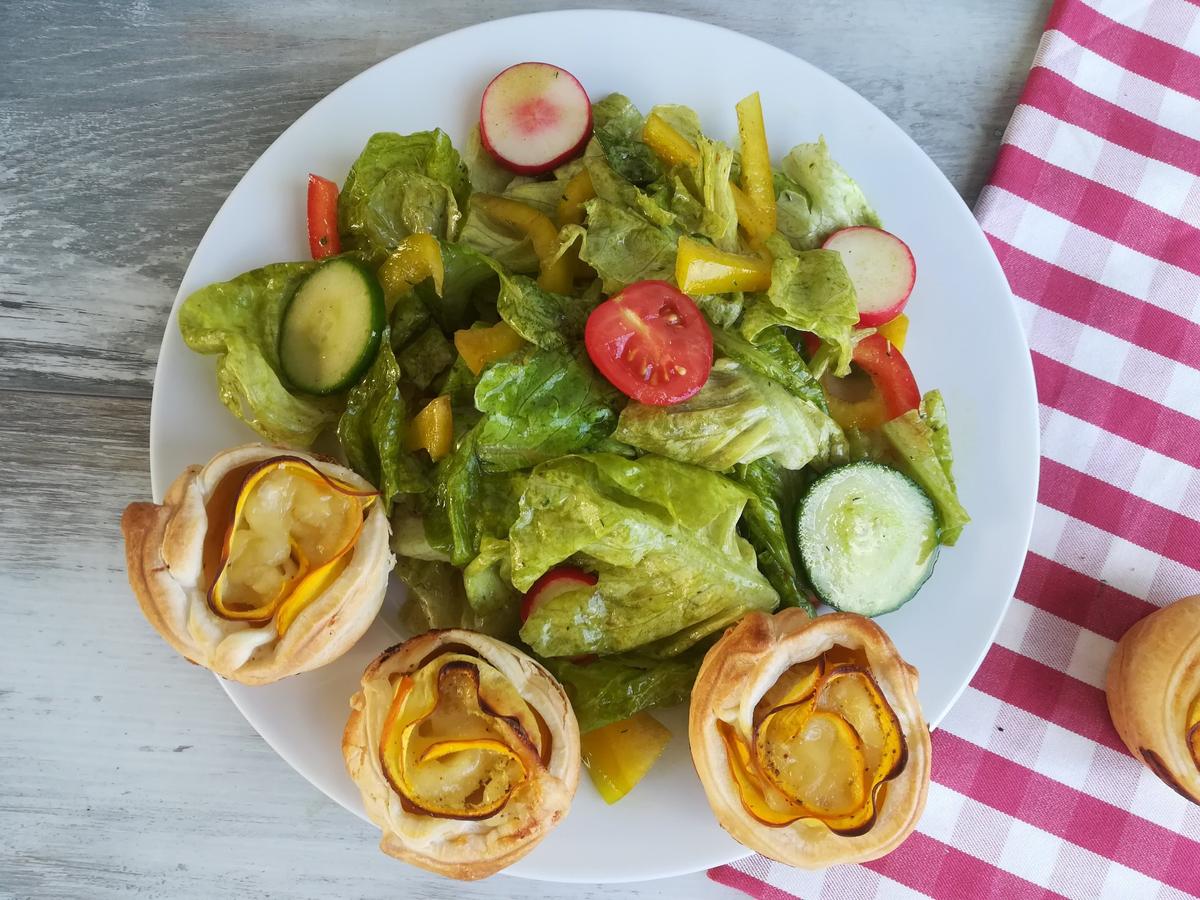 Rezeptbild: Zucchinirosen