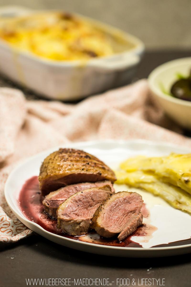 Rezeptbild: Entenbrust mit Portweinsauce 