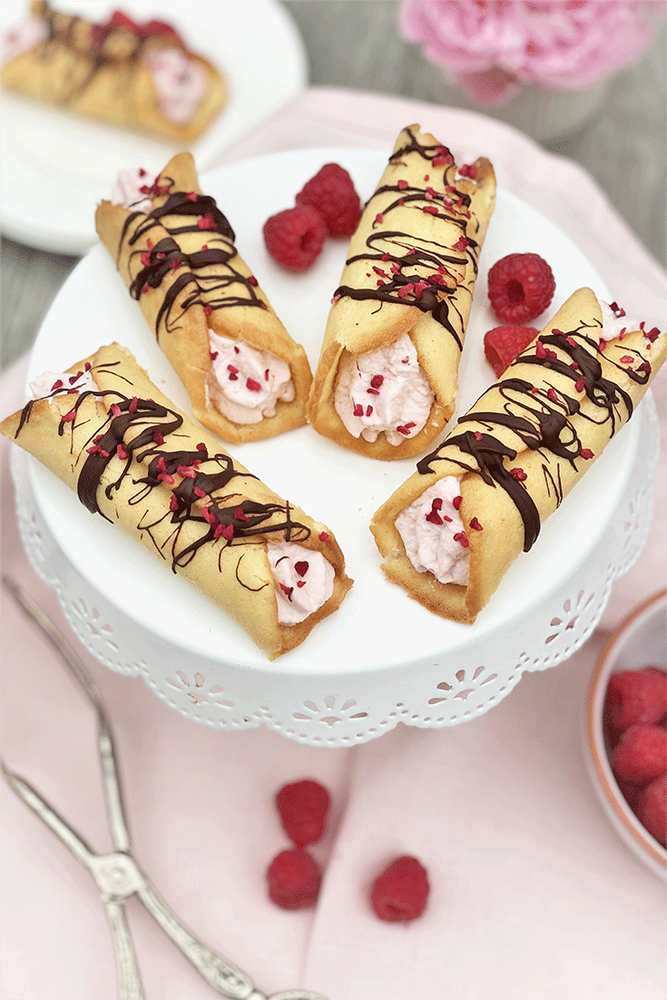 Rezeptbild: Omas Himbeerröllchen