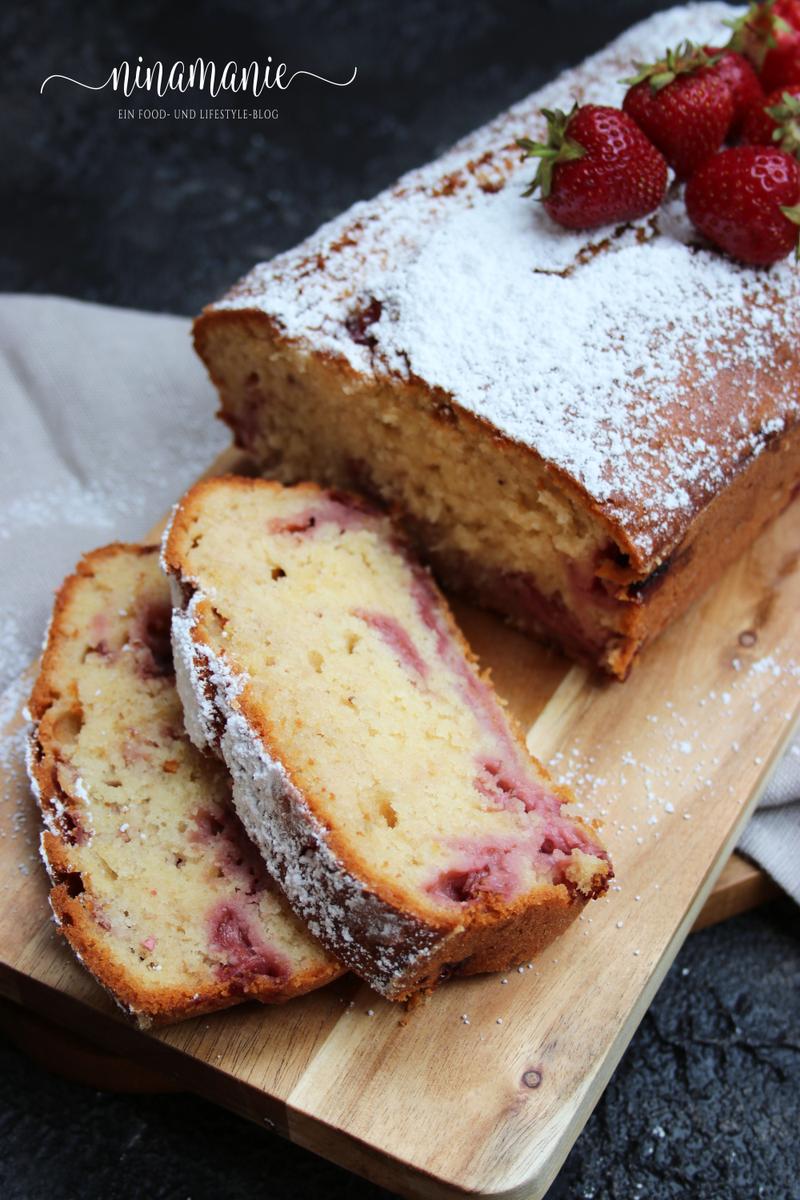 Rezeptbild: Erdbeer-Kokos-Rührkuchen