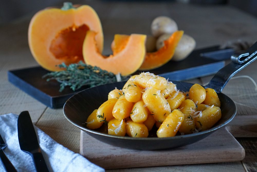 Rezeptbild: Kürbisgnocchi mit Thymianbutter