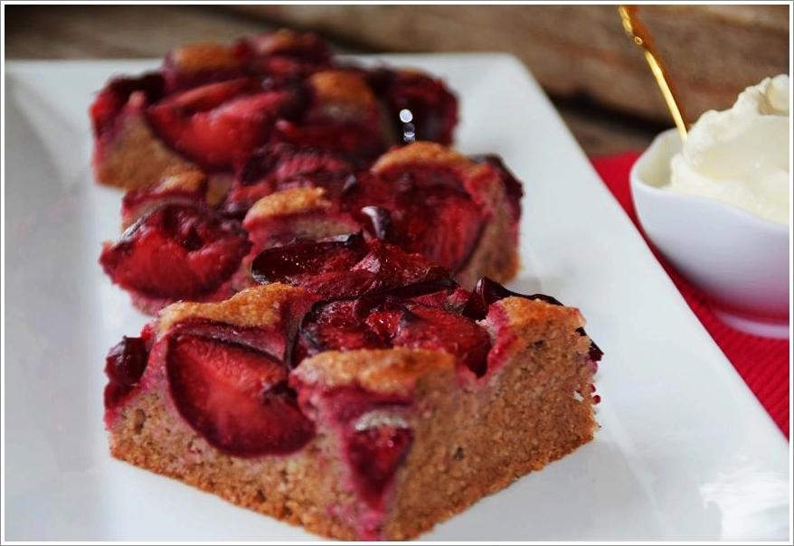 Rezeptbild: Pflaumen-Mandelkuchen (GF & Low Carb)