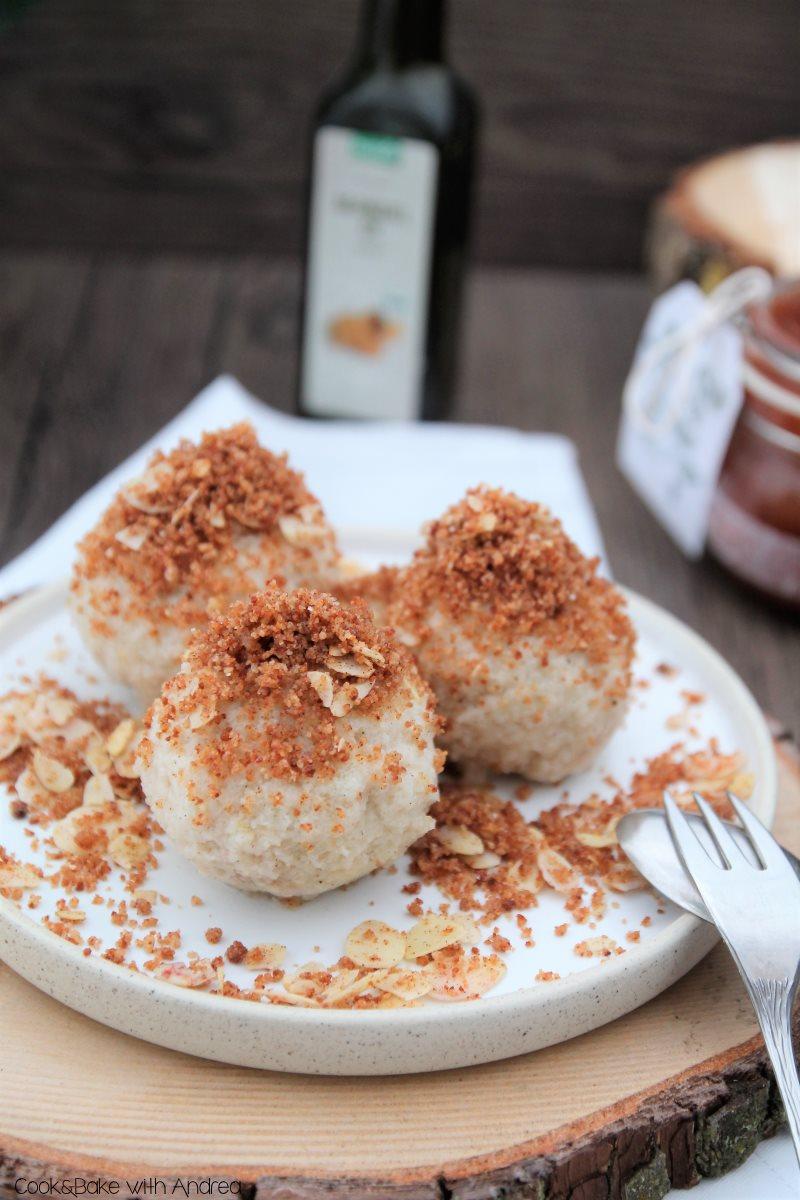 Rezeptbild: Topfenknödel mit Marmeladen-Füllung [vegan]
