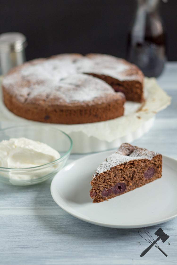 Rezeptbild: Schokoladiger Kirschkuchen