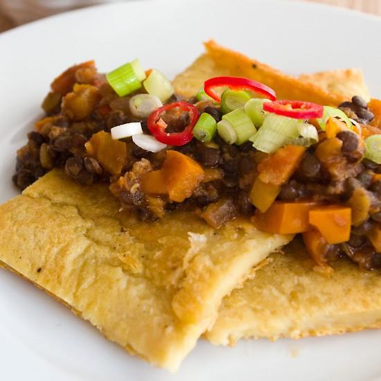 Rezeptbild: Farinata di Ceci mit Linsenragout