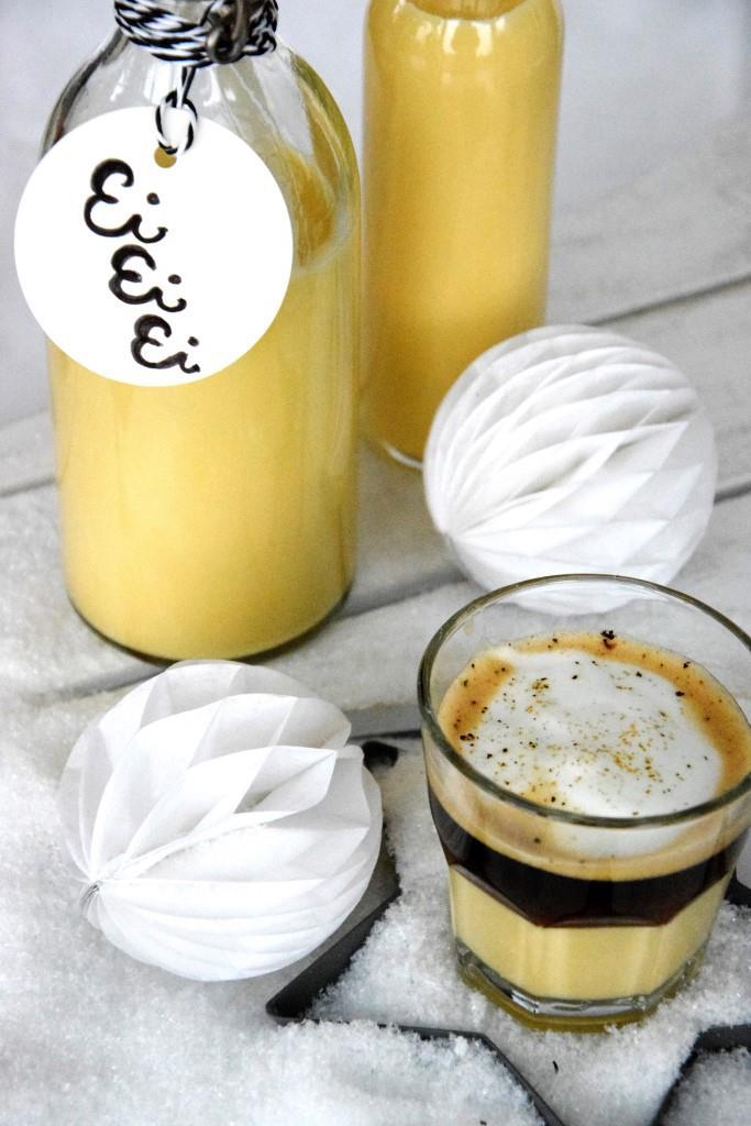 Rezeptbild: Eierlikör mit Tonkabohne und Bombardino 