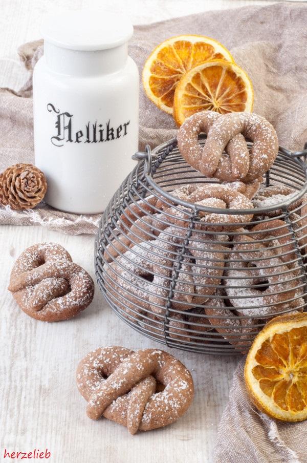 Rezeptbild: Gewürz-Orangen-Brezelchen