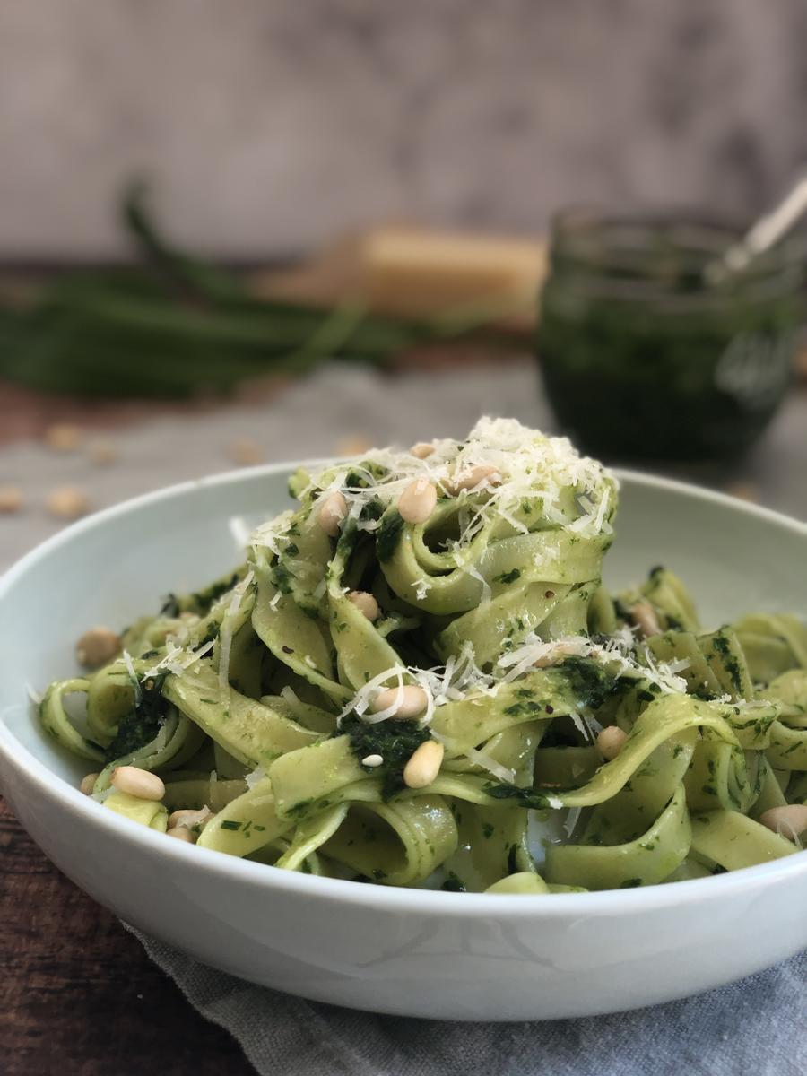 Rezeptbild: Tagliatelle mit Bärlauchpesto