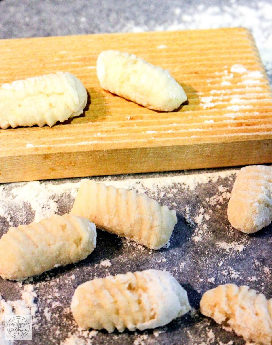 Rezeptbild: Selbstgemachte Gnocchi mit Pesto