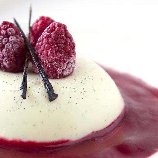 Rezeptbild: Panna Cotta mit Himbeer-Coulis