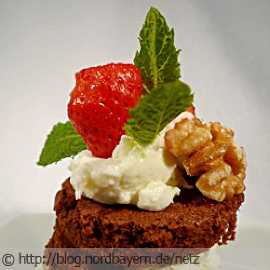 Rezeptbild: Schoko-Walnuss-Türmchen