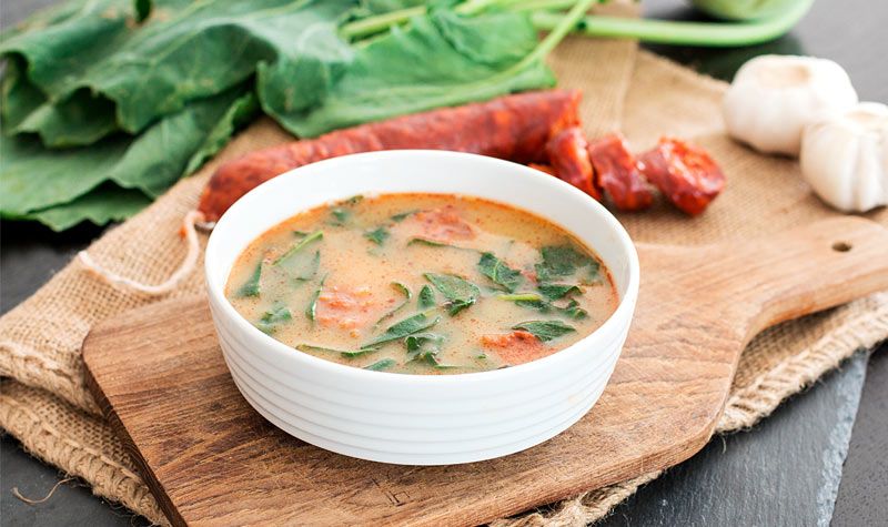 Rezeptbild: Caldo Verde (Portugiesische Kohlsuppe)