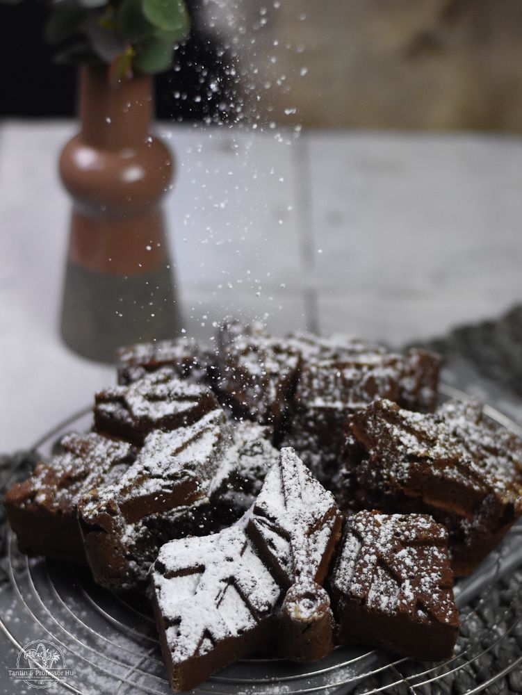 Rezeptbild: Saftiger Schokoladenkuchen in der Schneeflocke