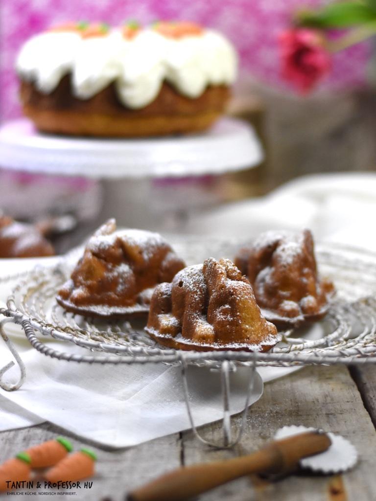 Rezeptbild: Möhrenkuchen in Hasenform