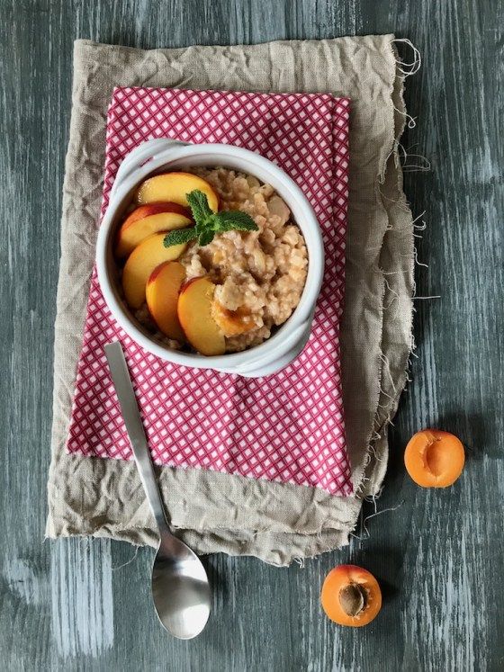 Rezeptbild: Aprikosen-Nektarinen-Porridge