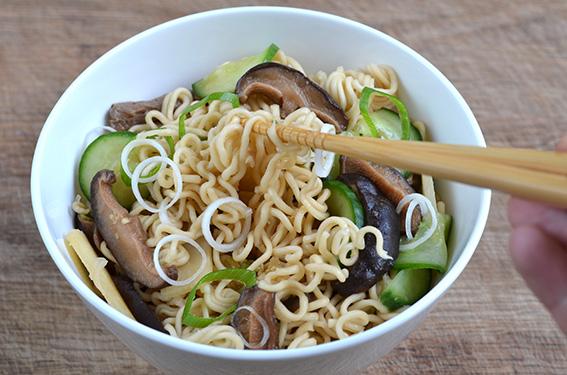 Rezeptbild: Ginger Scallion Noodles