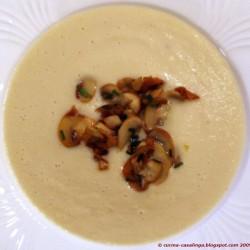 Rezeptbild: Kohlrabisuppe mit Champignons