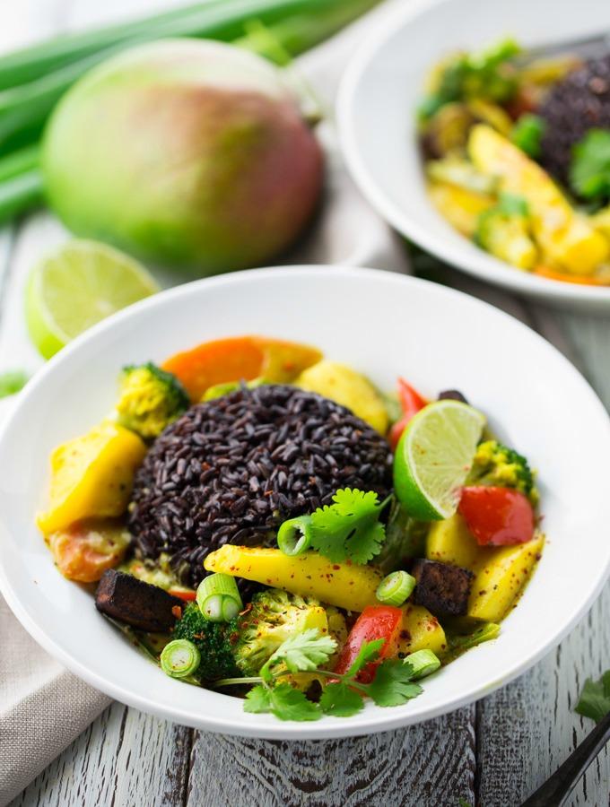 Rezeptbild: Mango Curry mit schwarzem Reis
