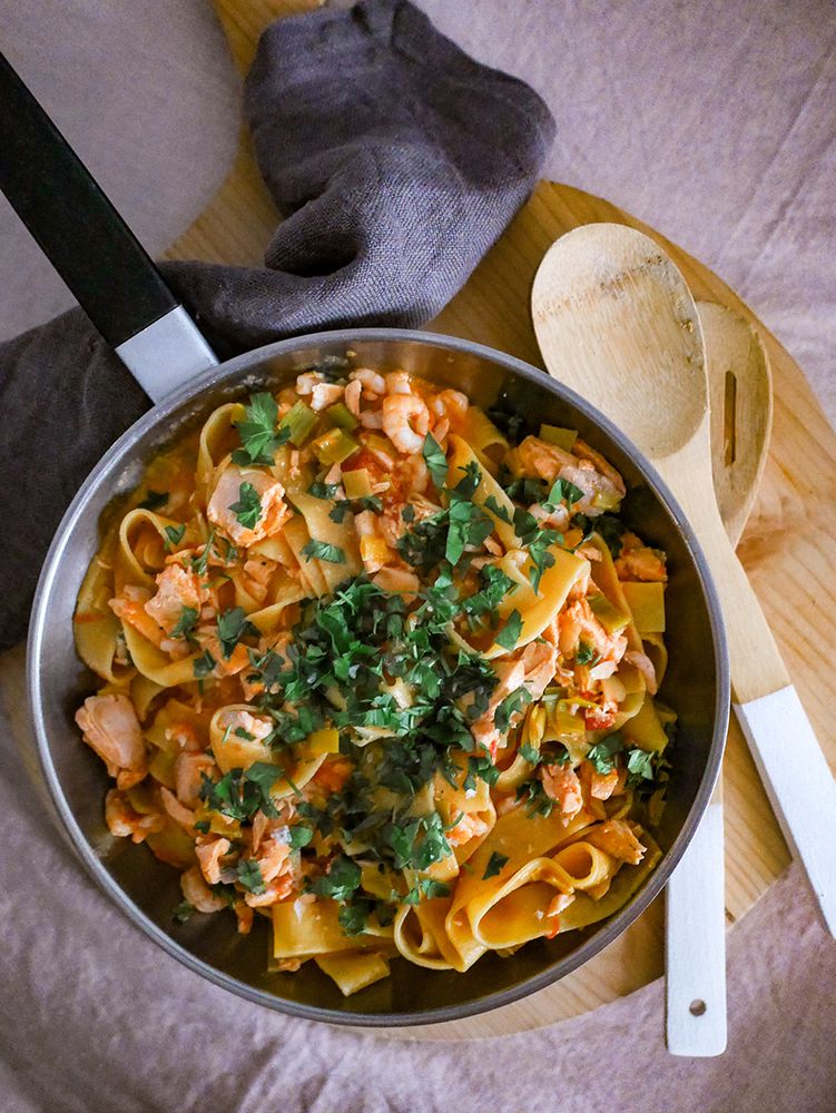 Rezeptbild: Lachs-Pasta mit Krabben