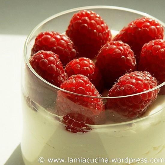 Rezeptbild: Junket, das vergessene Dessert