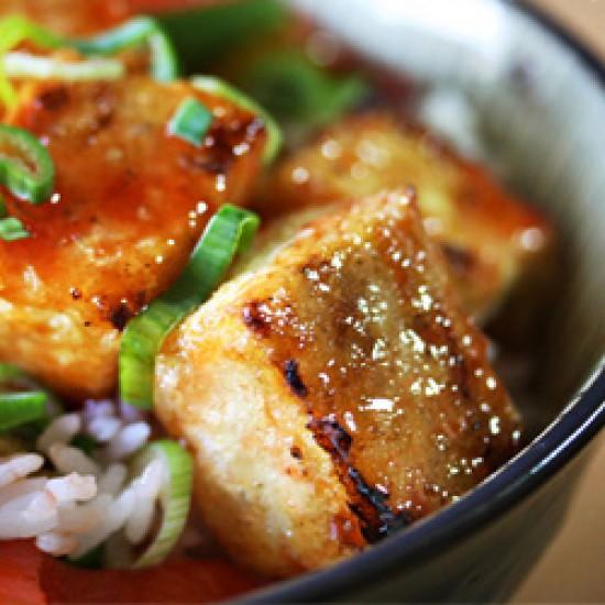 Rezeptbild: Knusper-Tofu in Teriyakiglasur