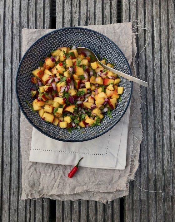 Rezeptbild: Scharfe Pfirsich-Koriandersalsa