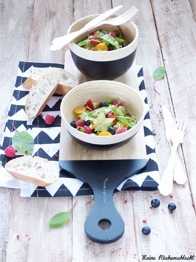 Rezeptbild: Frucht Salat mit Mangold und Hirse